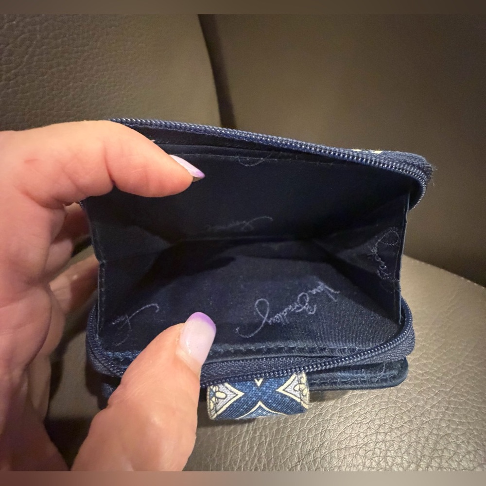 Vera Bradley Zip Around Wallet - Picture 4 of 4